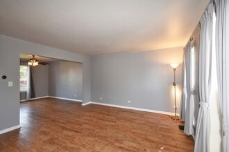 2640 Caliendo Cir in Montgomery, IL - Building Photo - Building Photo