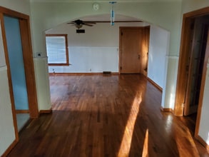 714 N 4th St in Burlington, KS - Building Photo - Building Photo