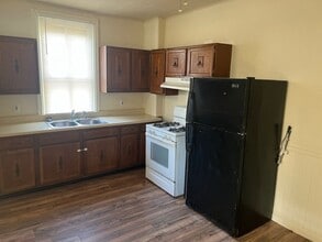 127-129 N Catherine St in Middletown, PA - Building Photo - Building Photo