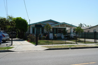 1216 N Normandi Ave in Los Angeles, CA - Building Photo - Building Photo