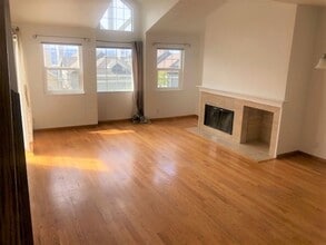 111 Carnelian Rd in South San Francisco, CA - Building Photo - Building Photo