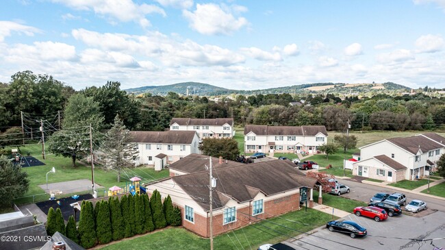 Town Park Village Apartments in Bloomsburg, PA - Building Photo - Building Photo