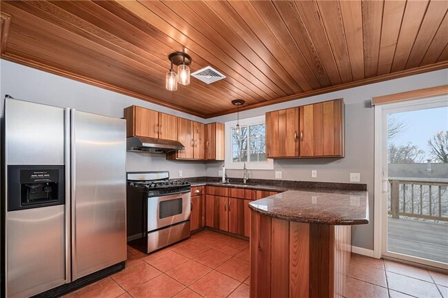 property at 190 Gladstone St