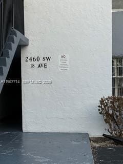 2460 SW 18th Ave in Miami, FL - Building Photo