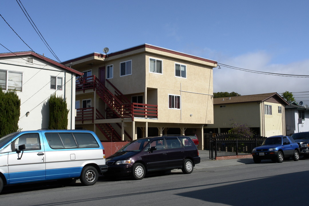 509 Hampshire Ave in Redwood City, CA - Building Photo