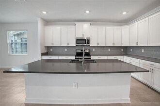 1141 Kingsbarn St in Davenport, FL - Building Photo - Building Photo