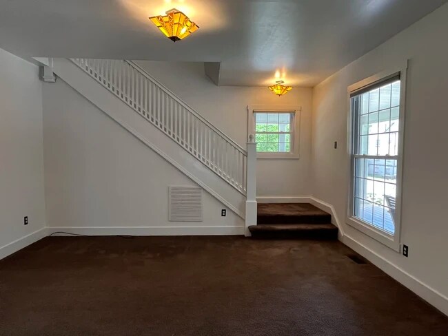 723 E 10th St in Bloomington, IN - Building Photo - Building Photo