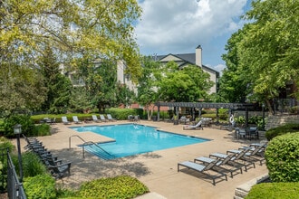 The Meadows at River Run in Bolingbrook, IL - Foto de edificio - Building Photo