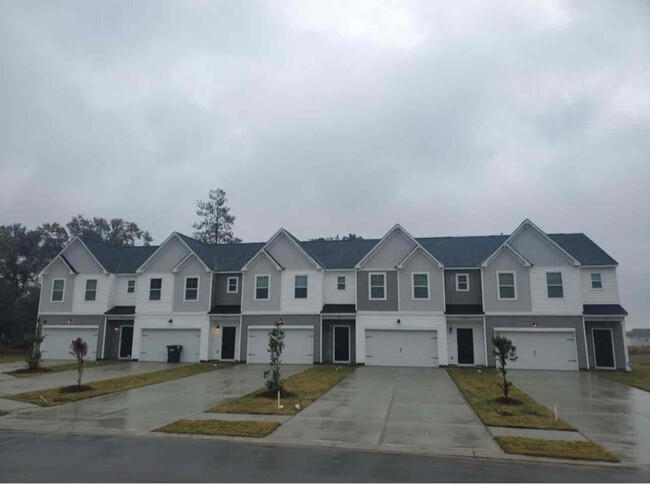 property at 1921 Flagpole Dr