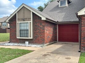3924 Wymess Dr in Garland, TX - Building Photo
