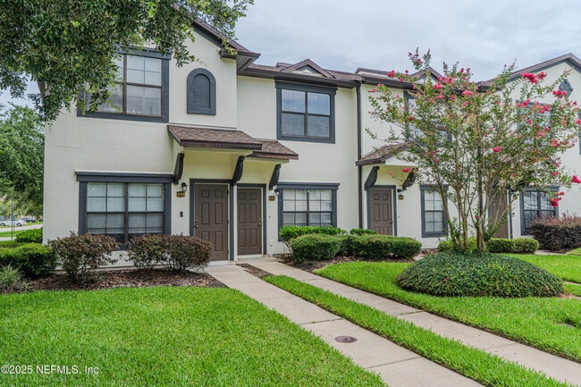 property at 422 Cabernet Pl