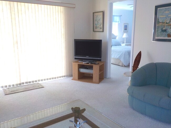 607 Fair Winds Dr in Nokomis, FL - Building Photo - Building Photo