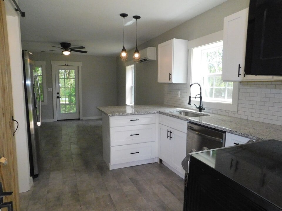 809 Marve St in Gastonia, NC - Building Photo