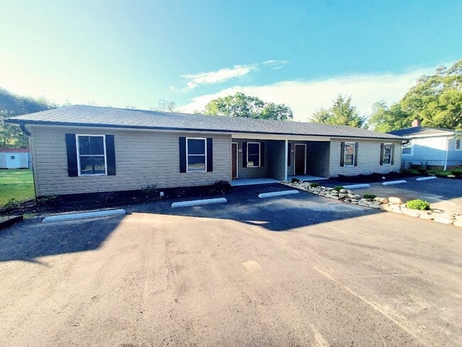 property at 8 Stephanie Dr