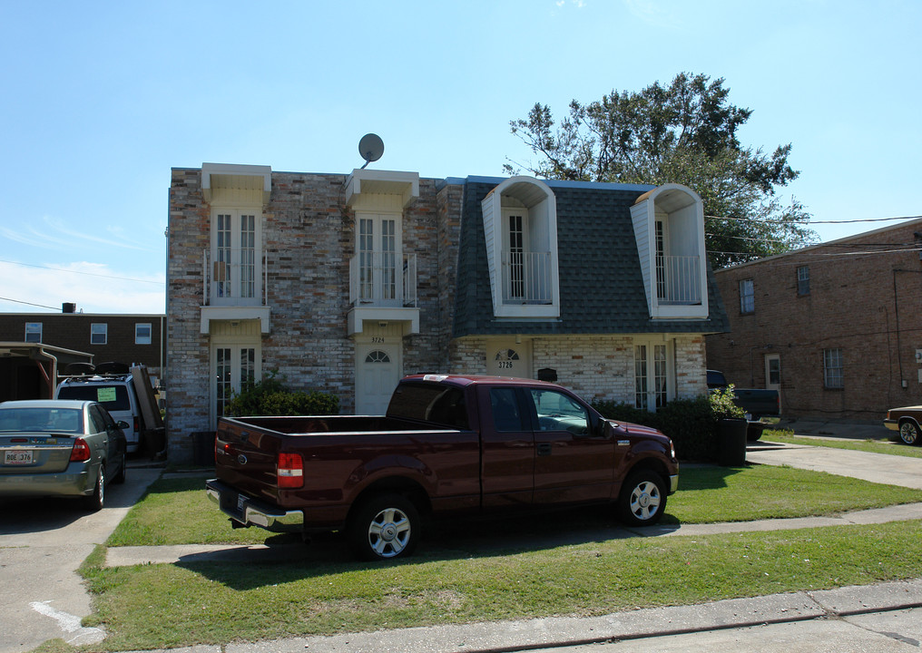 3724 Saratoga Dr in Metairie, LA - Building Photo