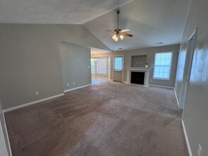 2212 Chasewater Rd in Fayetteville, NC - Building Photo - Building Photo