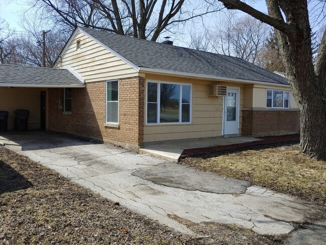 property at 211 Sauk Trail