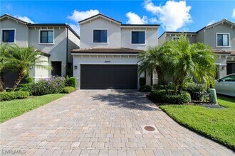 26471 Bonita Fairways Blvd in Bonita Springs, FL - Building Photo - Building Photo