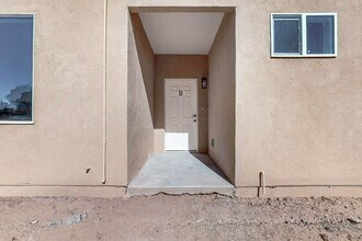 2112 Coal Ave SE-Unit -2112 unit B in Albuquerque, NM - Building Photo - Building Photo