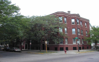 3402-3406 W Medill Ave Apartments