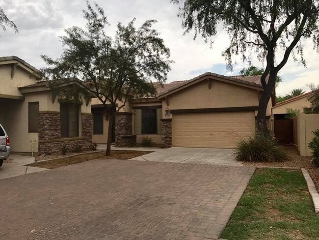 property at 2038 W Olive Way