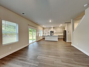 223 Maxwell Dr in Easley, SC - Building Photo - Building Photo