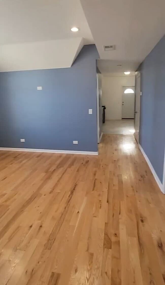 property at 403 Woodbine St