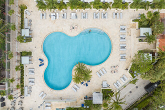 South Pointe Tower in Miami Beach, FL - Building Photo - Building Photo