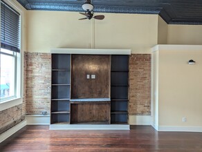 204 W Main St, Unit 3 in Lowell, MI - Building Photo - Building Photo