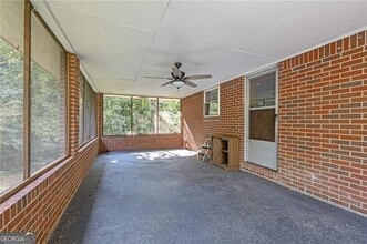 5960 Brookdale Ln SW in Mableton, GA - Building Photo - Building Photo
