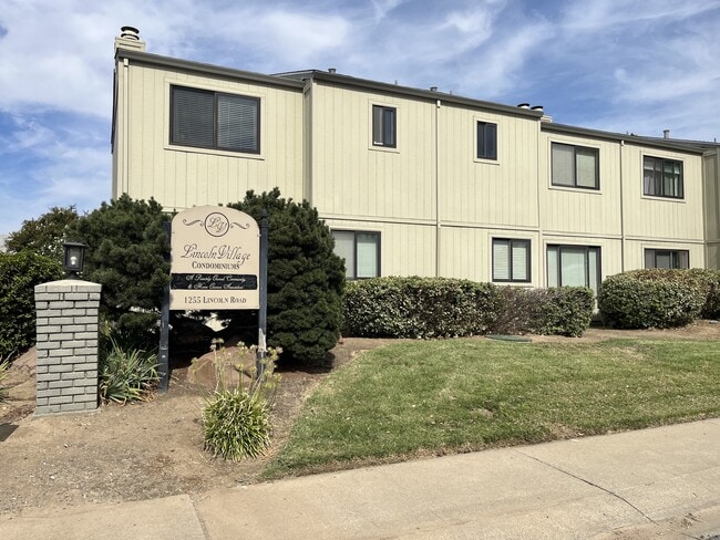 property at 1255 Lincoln Rd