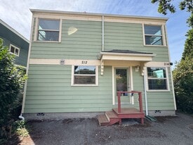 212 N Jefferson St in Eugene, OR - Building Photo