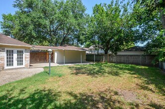 14106 Locke Ln in Houston, TX - Building Photo - Building Photo