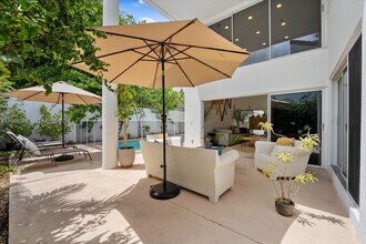 2721 SW 22nd Ave in Miami, FL - Building Photo - Building Photo