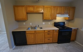 1121 Harris Dr in Alma, AR - Building Photo - Building Photo