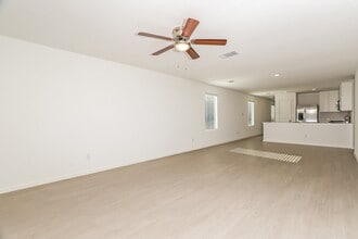 1850 Musk Rose in Converse, TX - Foto de edificio - Building Photo