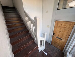 110 W Summit Hill Dr SW in Knoxville, TN - Building Photo - Building Photo