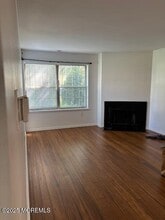 58 Meadow Ridge Rd in Absecon, NJ - Building Photo - Building Photo