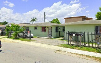 3210 NW 22nd Ave in Miami, FL - Building Photo