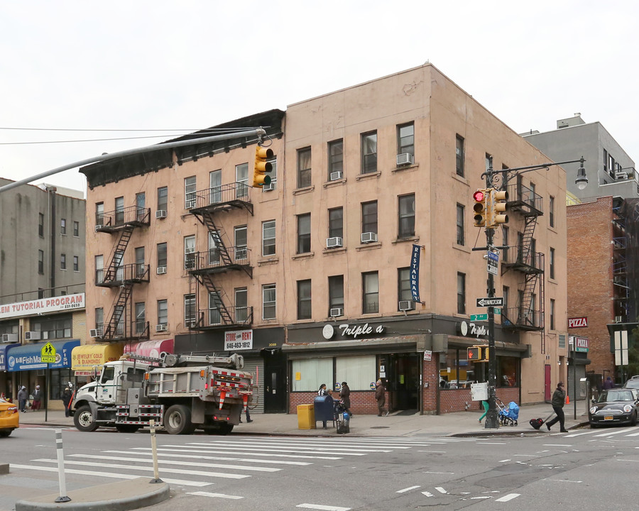 2057-2061 Second Ave in New York, NY - Foto de edificio