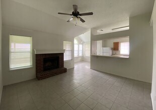 2707 Starling Dr in Killeen, TX - Foto de edificio - Building Photo