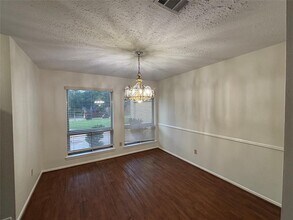 12614 Campos Dr in Houston, TX - Foto de edificio - Building Photo