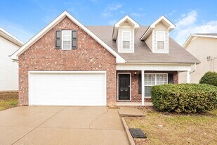 1025 Lakewalk Dr in Nashville, TN - Building Photo