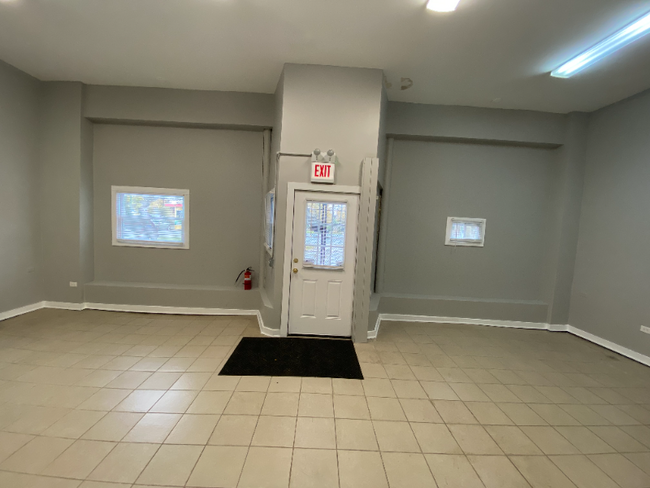 property at 9449 S Loomis St