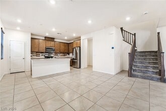 3732 Via Gennaro in Henderson, NV - Building Photo - Building Photo