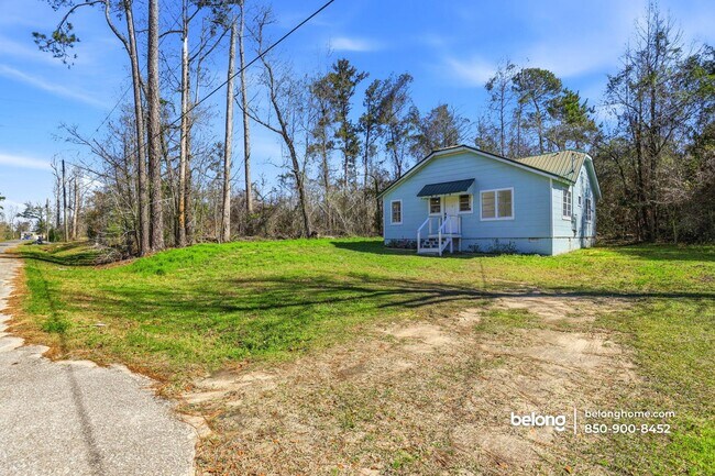 16079 SE Janet St in Blountstown, FL - Foto de edificio - Building Photo