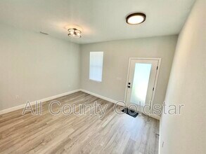 7137 Benson St in Englewood, FL - Building Photo - Building Photo