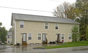 Marvin Drive Townhomes in Troy, MO - Foto de edificio - Building Photo