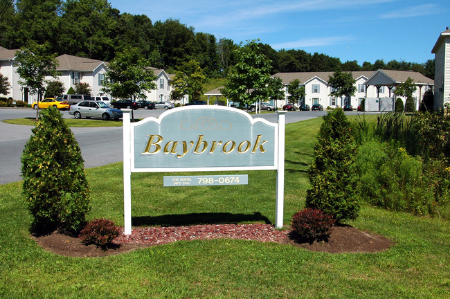 Baybrook in Queensbury, NY - Building Photo - Building Photo