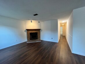 1334 Bellshire Terrace Dr in Nashville, TN - Building Photo - Building Photo